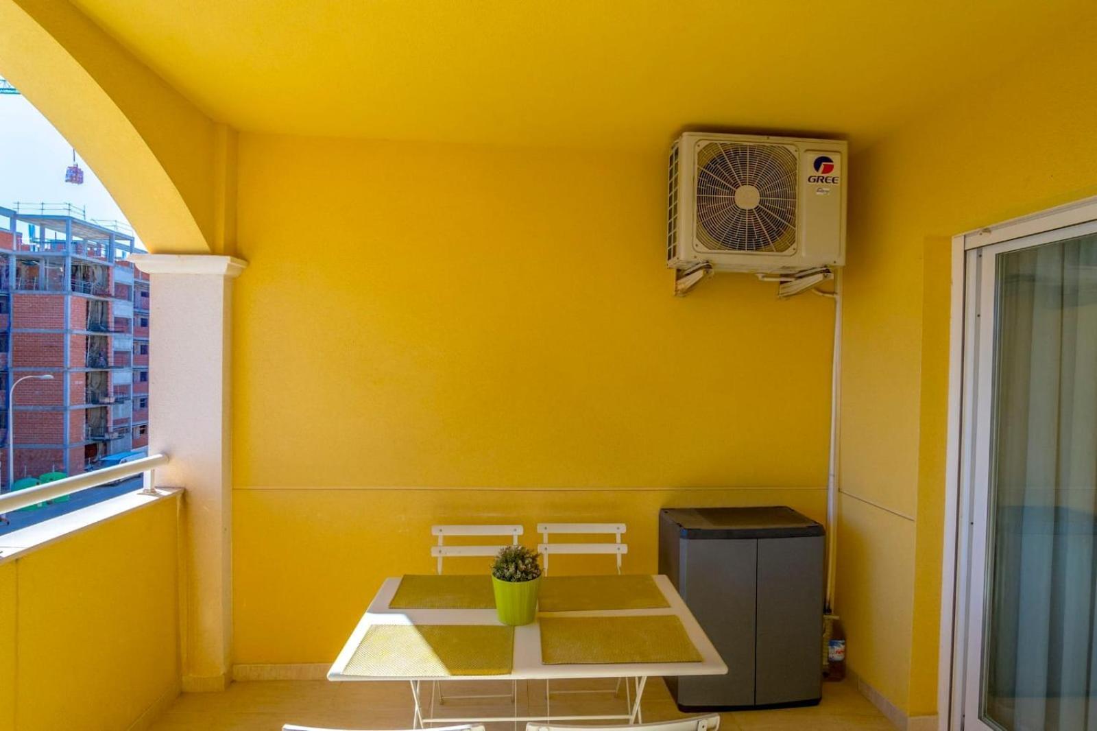 Nice Modern 2 Bed Apartment In Torrievieja Торевьиа Экстерьер фото