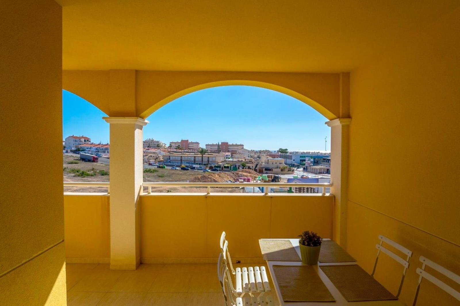 Nice Modern 2 Bed Apartment In Torrievieja Торевьиа Экстерьер фото